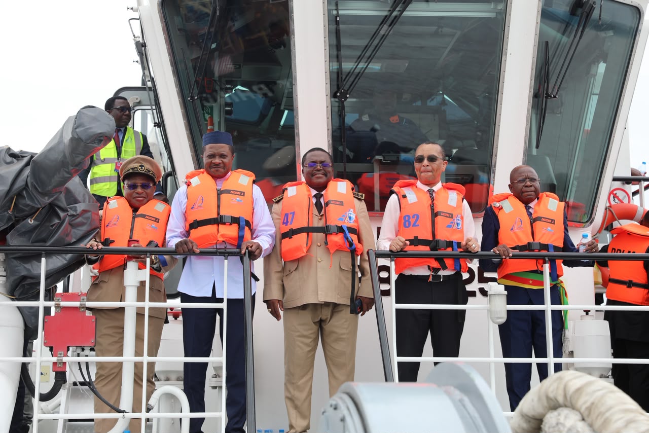 Collision entre les navires MV SEA HONOR et le MV BLACK RHINO: le MINT en visite de travail à Douala